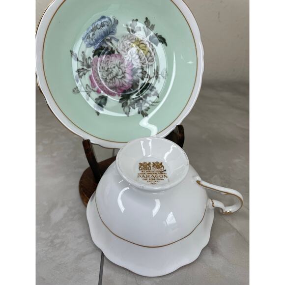 Paragon Double Warrant Teacup & Saucer Chrysanthemum Mums Mint Green A1591 - Picture 2 of 13